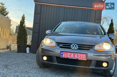 Хетчбек Volkswagen Golf 2008 в Дрогобичі