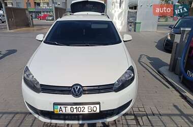 Універсал Volkswagen Golf 2010 в Івано-Франківську