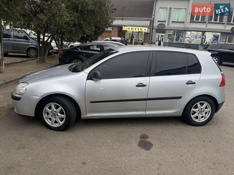 Хетчбек Volkswagen Golf 2007 в Мукачевому