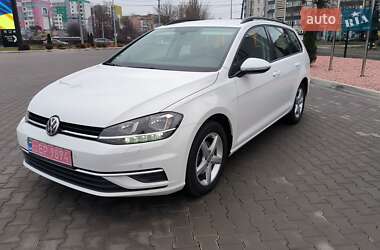 Универсал Volkswagen Golf 2020 в Луцке