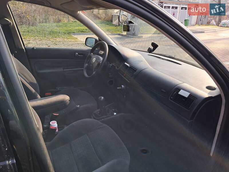 Універсал Volkswagen Golf 2000 в Коломиї