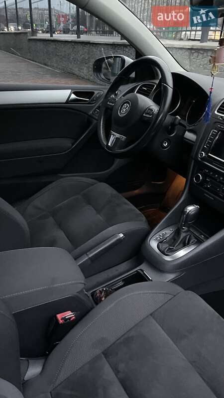 Хетчбек Volkswagen Golf 2011 в Білій Церкві