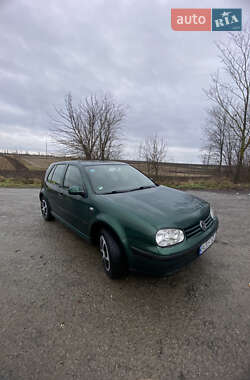 Хетчбек Volkswagen Golf 2000 в Тернополі