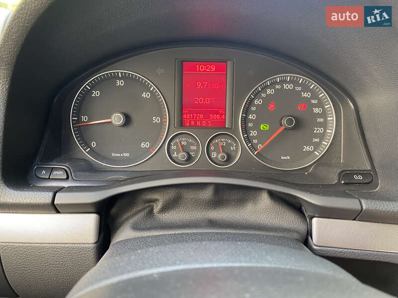 Універсал Volkswagen Golf 2009 в Києві