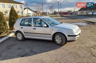 Хетчбек Volkswagen Golf 1998 в Роздільній