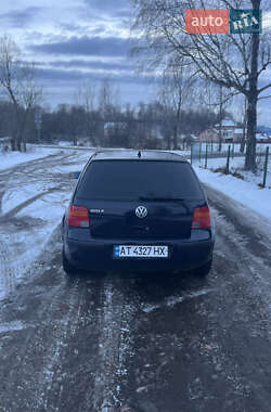 Хетчбек Volkswagen Golf 2001 в Надвірній