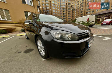 Універсал Volkswagen Golf 2011 в Києві