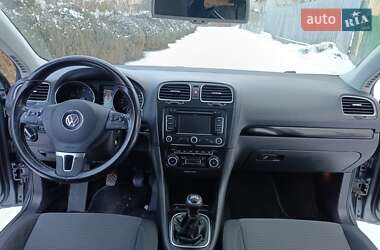 Універсал Volkswagen Golf 2010 в Львові