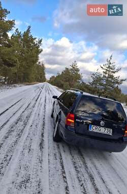 Универсал Volkswagen Golf 2001 в 