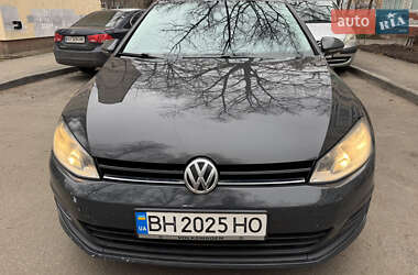 Хетчбек Volkswagen Golf 2013 в Харкові