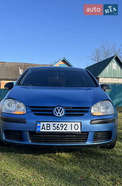 Хетчбек Volkswagen Golf 2005 в Вінниці