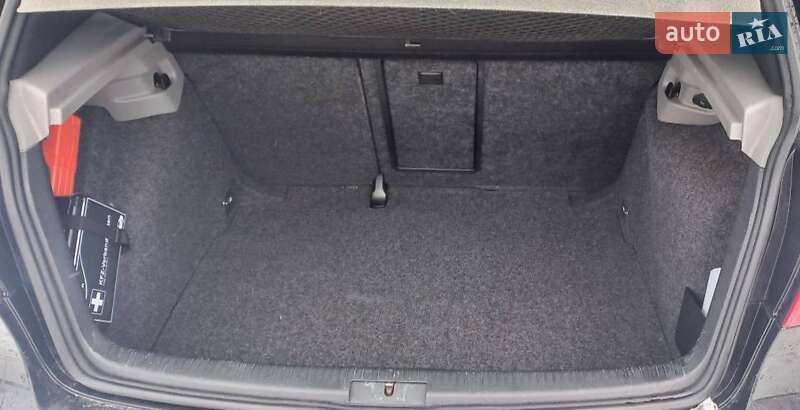 Хэтчбек Volkswagen Golf 2007 в Полтаве