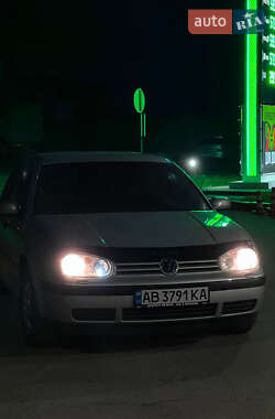 Хэтчбек Volkswagen Golf 1999 в Мурованых Куриловцах