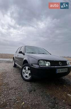 Хетчбек Volkswagen Golf 1998 в Новій Водолагі