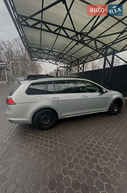 Универсал Volkswagen Golf 2015 в 