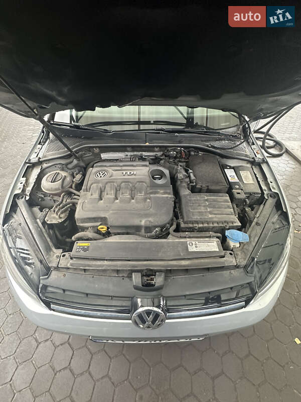 Универсал Volkswagen Golf 2015 в Броварах