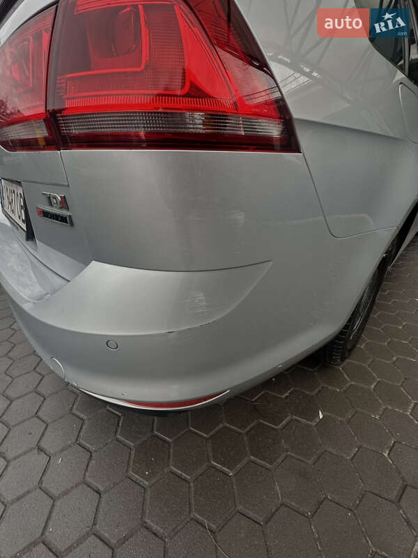 Универсал Volkswagen Golf 2015 в Броварах