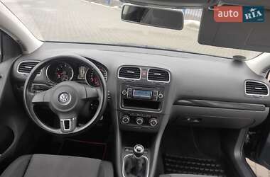 Хэтчбек Volkswagen Golf 2009 в Ковеле