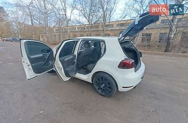 Хэтчбек Volkswagen Golf 2013 в Гайсине