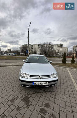 Хетчбек Volkswagen Golf 2003 в Дрогобичі