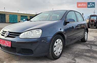 Хетчбек Volkswagen Golf 2005 в Вінниці