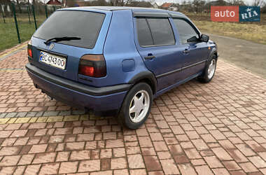 Хетчбек Volkswagen Golf 1993 в Стрию