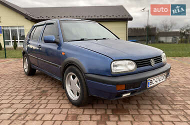 Хетчбек Volkswagen Golf 1993 в Стрию