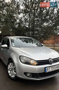 Хетчбек Volkswagen Golf 2011 в Калуші