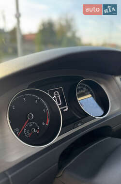 Универсал Volkswagen Golf 2015 в 