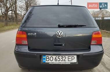 Хетчбек Volkswagen Golf 2001 в Балті