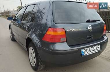 Хетчбек Volkswagen Golf 2001 в Балті