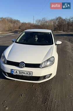 Хетчбек Volkswagen Golf 2011 в Тальному