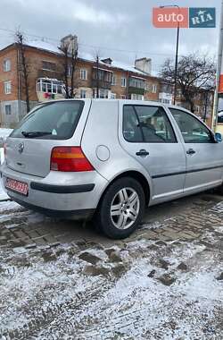 Хэтчбек Volkswagen Golf 2000 в Долине