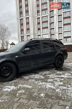 Универсал Volkswagen Golf 2003 в 