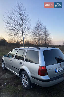 Універсал Volkswagen Golf 2001 в Березному