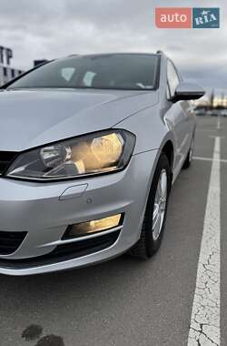 Універсал Volkswagen Golf 2016 в Кам'янець-Подільському