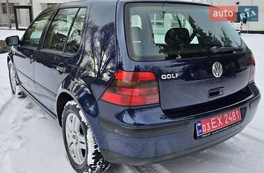 Хетчбек Volkswagen Golf 2002 в Тернополі