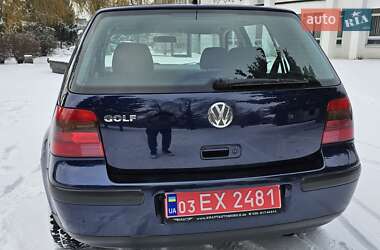 Хетчбек Volkswagen Golf 2002 в Тернополі