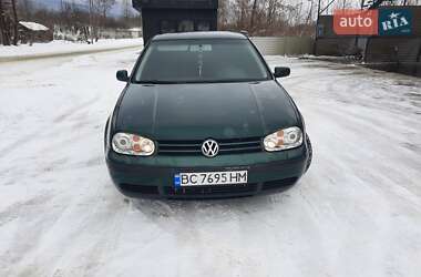 Хэтчбек Volkswagen Golf 2003 в Львове