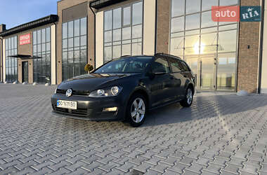 Універсал Volkswagen Golf 2014 в Тернополі