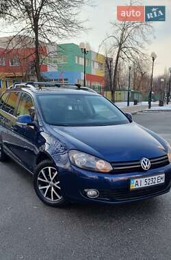 Універсал Volkswagen Golf 2011 в Києві