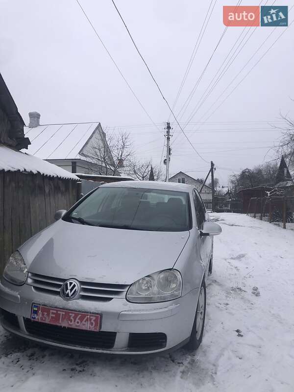 Хетчбек Volkswagen Golf 2009 в Рівному