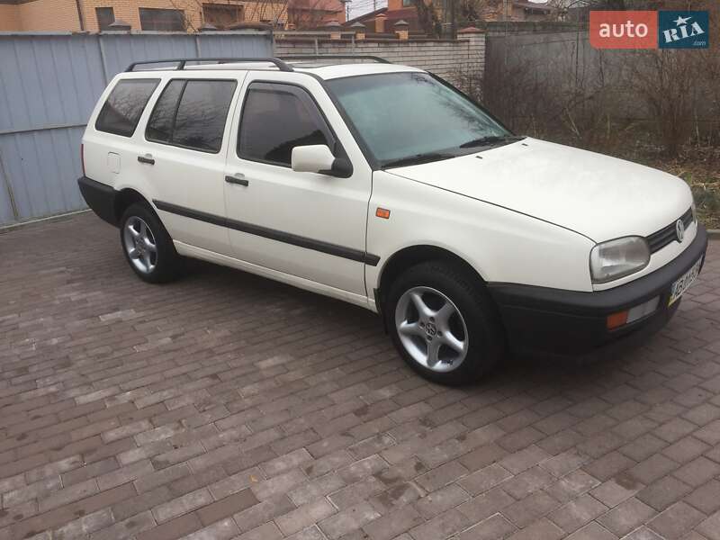 Универсал Volkswagen Golf 1994 в Виннице