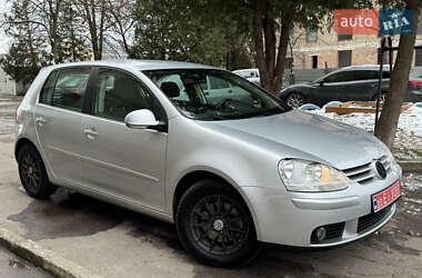 Хетчбек Volkswagen Golf 2008 в Луцьку