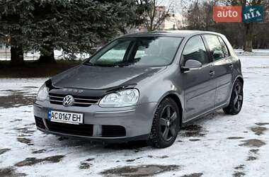 Хетчбек Volkswagen Golf 2006 в Рівному