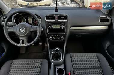 Хетчбек Volkswagen Golf 2010 в Львові