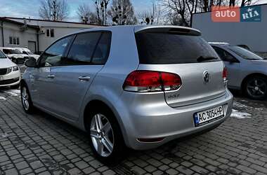 Хетчбек Volkswagen Golf 2010 в Львові