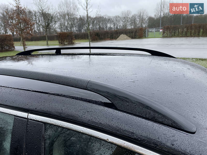 Універсал Volkswagen Golf 2011 в Києві