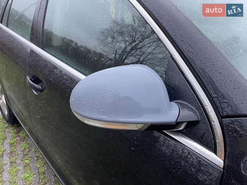 Універсал Volkswagen Golf 2011 в Києві