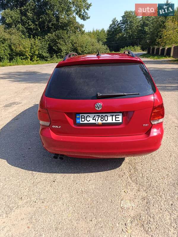 Универсал Volkswagen Golf 2010 в Оброшином